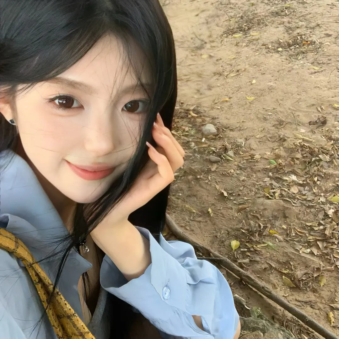 三重麻烦 海报
